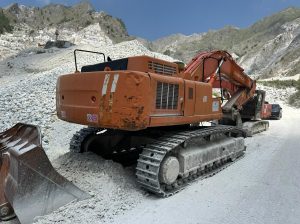 escavatore hitachi zx500