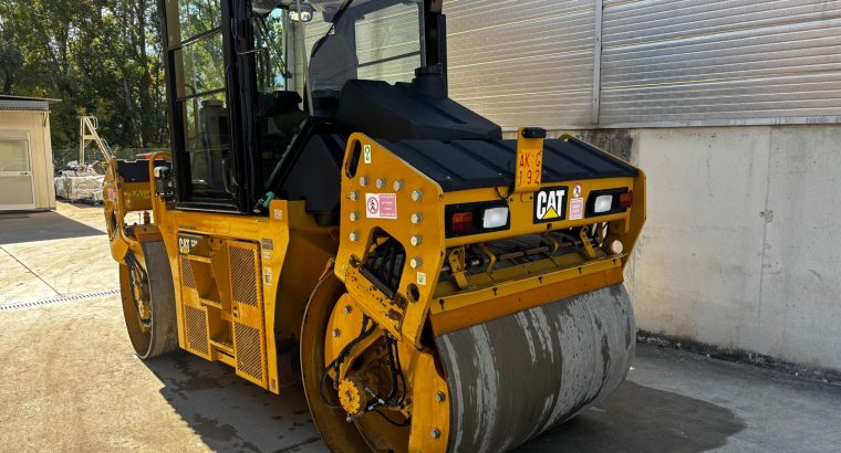 caterpillar cd8 roller